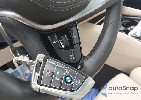 2019 BMW 540I xDrive z USA, uszkodzony, nr VIN WBAJE7C52KWW18505